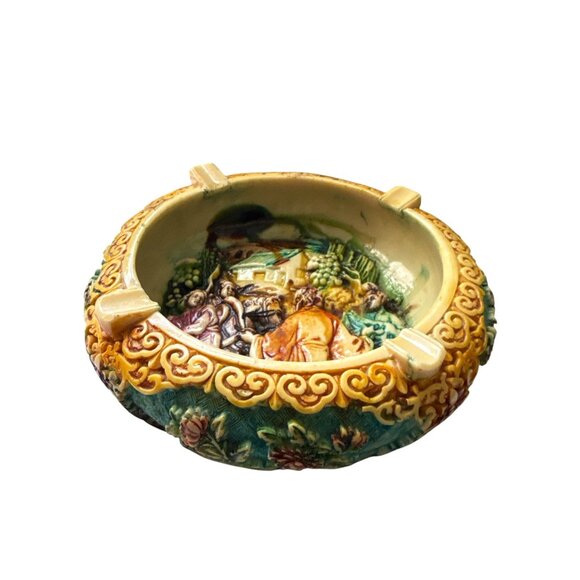 Vintage Hand Carved Jade Chinese Ashtray Relief Scene Ceramic Decor Made Italy - Picture 5 of 11